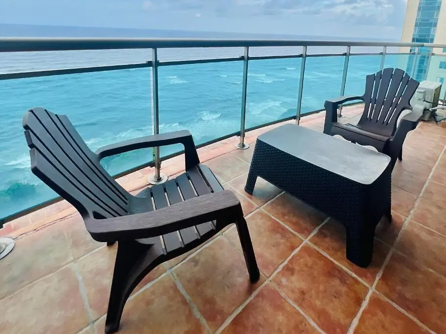 Lägenhet Beach Front Penthouse In Exclusive Tower Santo Domingo