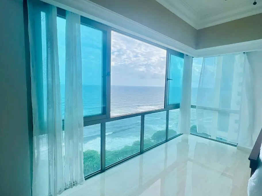Beach Front Penthouse In Exclusive Tower Santo Domingo