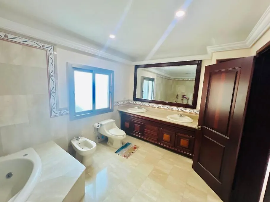 Lägenhet Beach Front Penthouse In Exclusive Tower Santo Domingo Dominikanska republiken